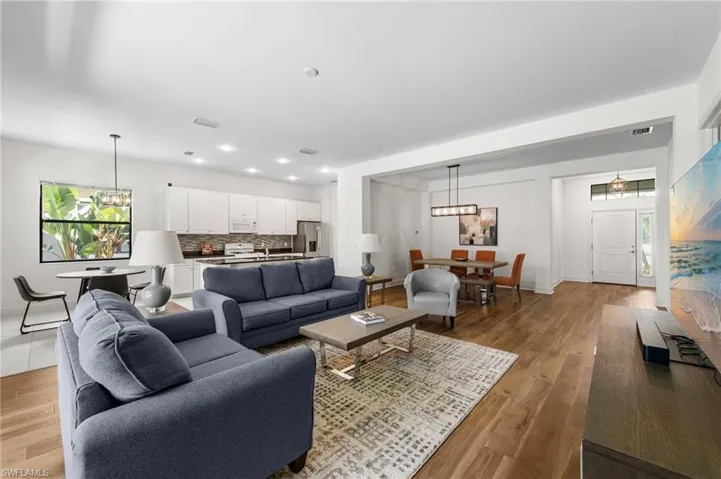 21299 Estero Vista Ct, Estero, Florida 33928