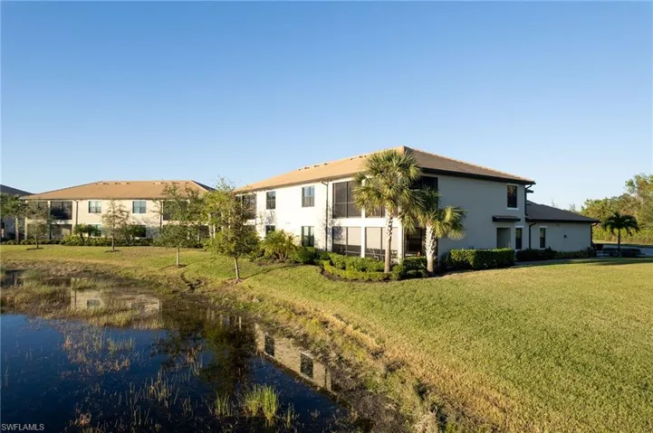 2351 Montserrat Ln 101, Naples, Florida 34120