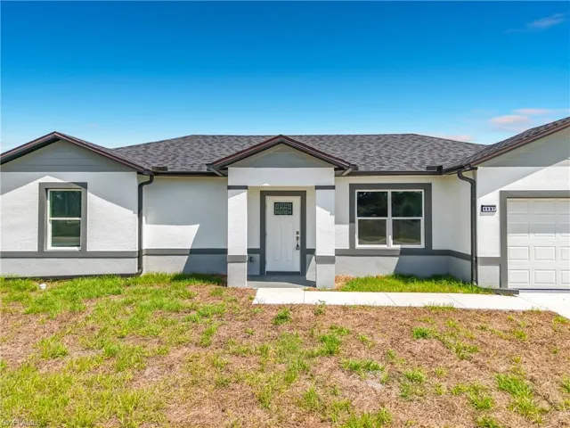 1137 Columbus Blvd S, Lehigh Acres, Florida 33974