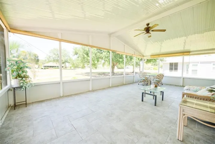 121  Belle Isle  CIR, Naples, FL 34112