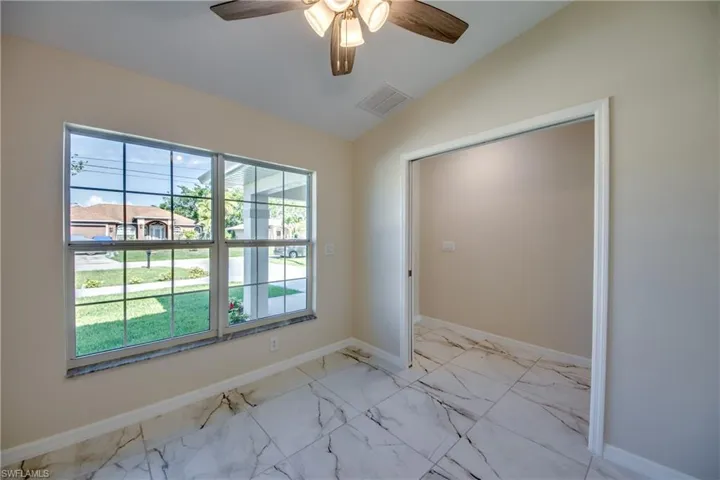 3421 Sw 15th Pl 3419, Cape Coral, Florida 33914