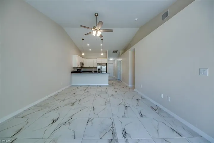 3421 Sw 15th Pl 3419, Cape Coral, Florida 33914
