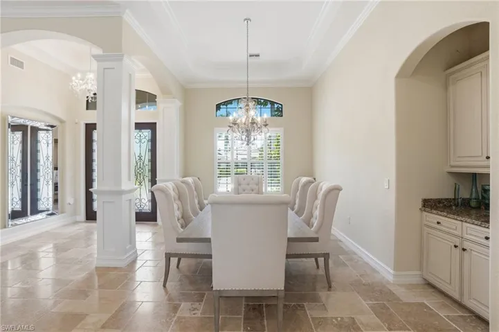 3266 Runaway Ln, Naples, Florida 34114