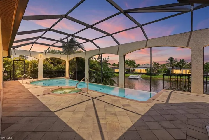 3266 Runaway Ln, Naples, Florida 34114