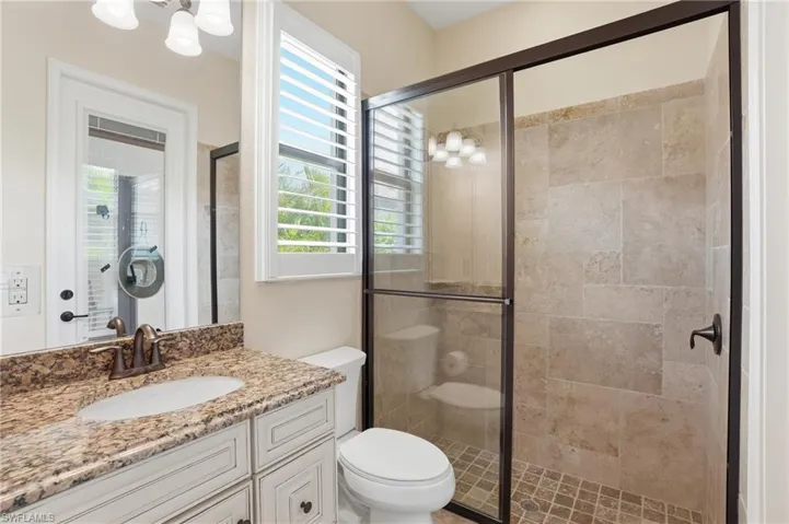 3266 Runaway Ln, Naples, Florida 34114
