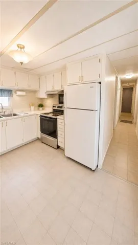 514 Monte Carlo Ln, Naples, Florida 34112