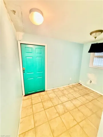 514 Monte Carlo Ln, Naples, Florida 34112