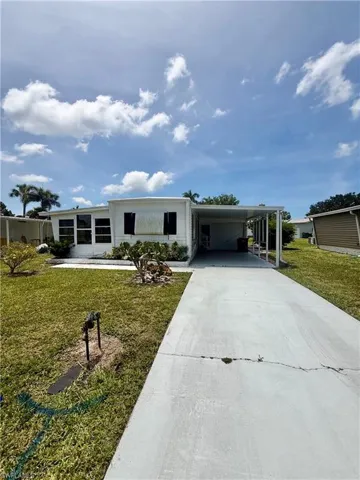 514  Monte Carlo  LN, Naples, FL 34112