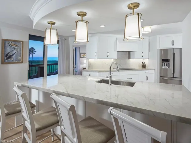 4551 Gulf Shore Blvd N 204, Naples, Florida 34103