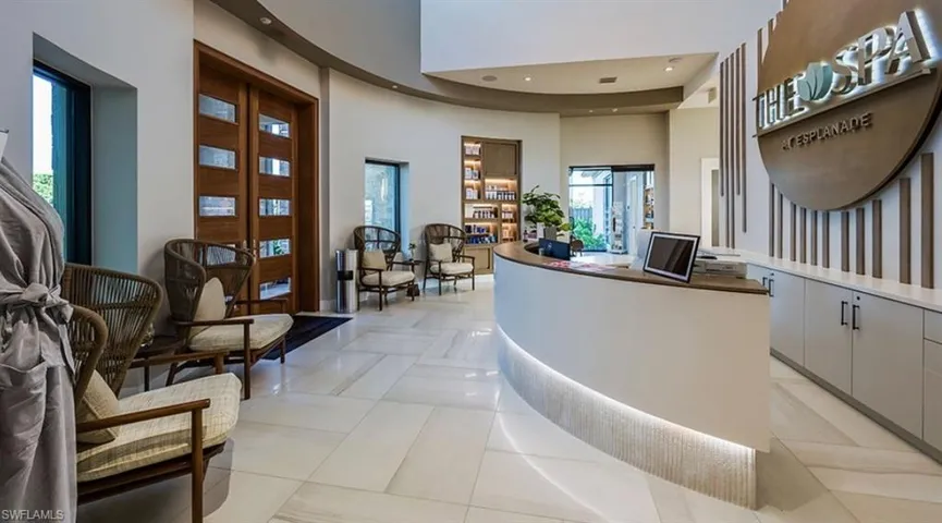 Esplanade by the Islands