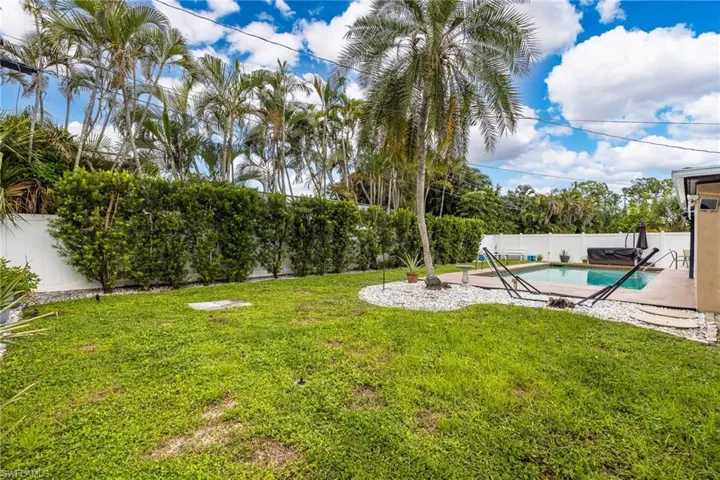 2439 Ephraim Ave, Fort Myers, Florida 33907