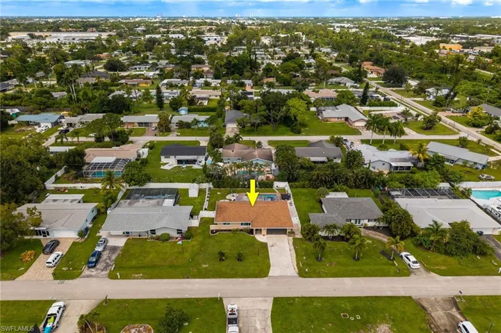 2439 Ephraim Ave, Fort Myers, Florida 33907