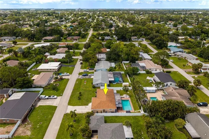 2439 Ephraim Ave, Fort Myers, Florida 33907