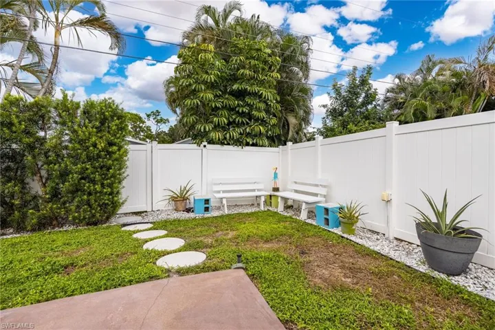 2439 Ephraim Ave, Fort Myers, Florida 33907