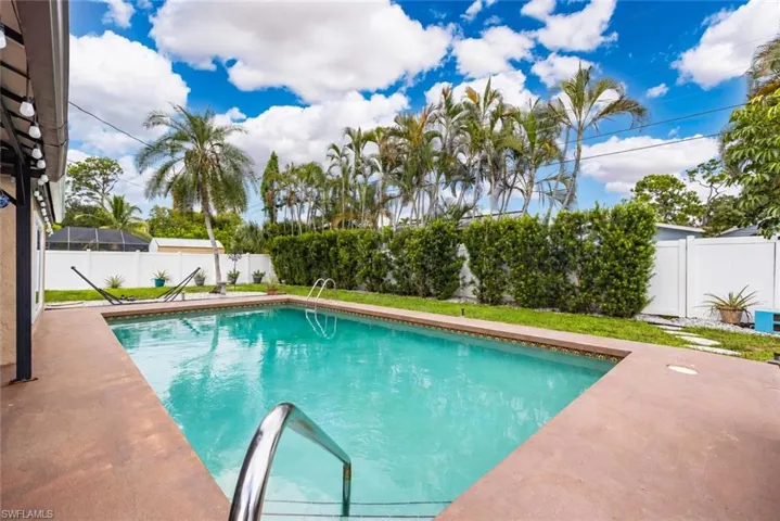 2439 Ephraim Ave, Fort Myers, Florida 33907