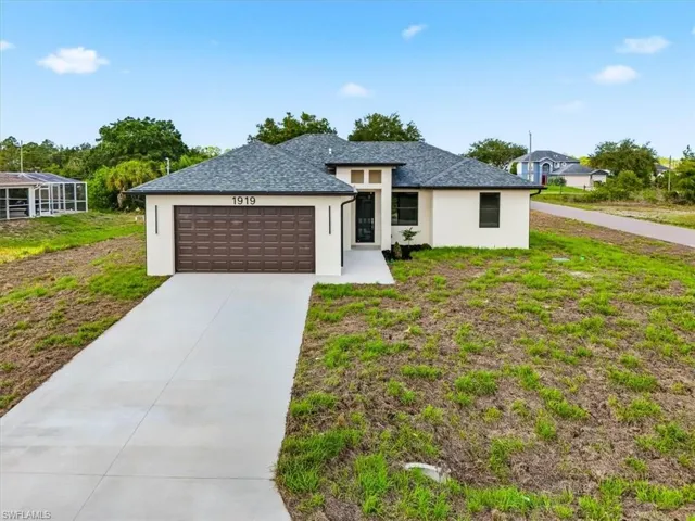 1919  Crawford N AVE, Lehigh Acres, FL 33971