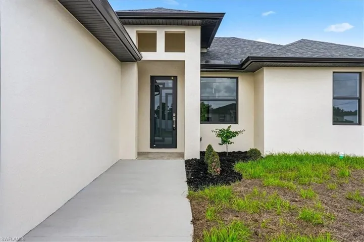 1919  Crawford N AVE, Lehigh Acres, FL 33971