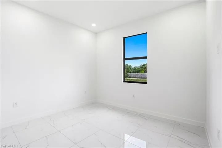 1919  Crawford N AVE, Lehigh Acres, FL 33971