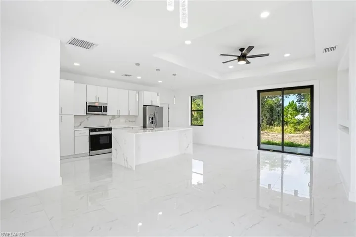 1919  Crawford N AVE, Lehigh Acres, FL 33971