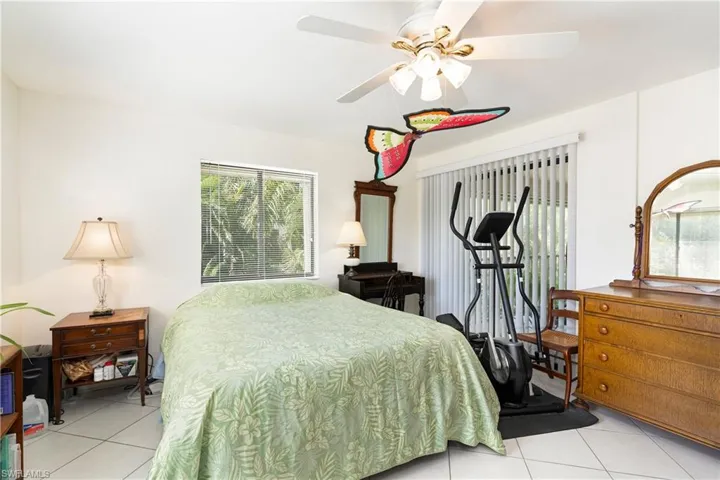 990 8th St S # 2a, Naples Fl 34102