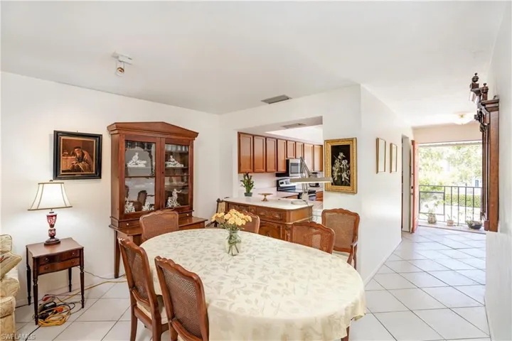 990 8th St S # 2a, Naples Fl 34102
