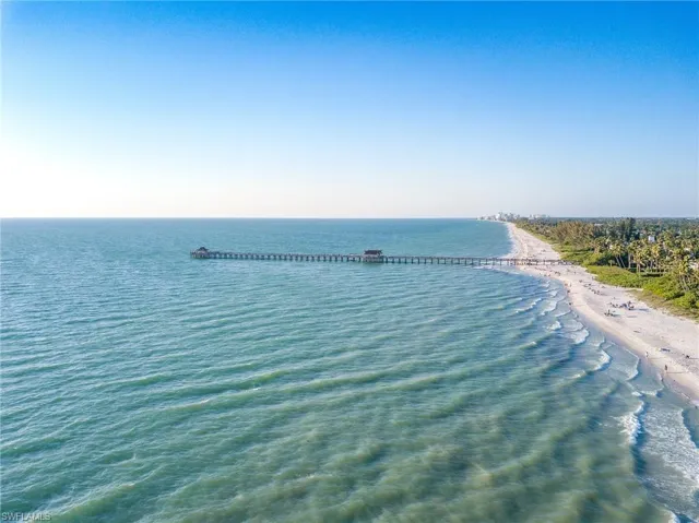 990 8th St S # 2a, Naples Fl 34102