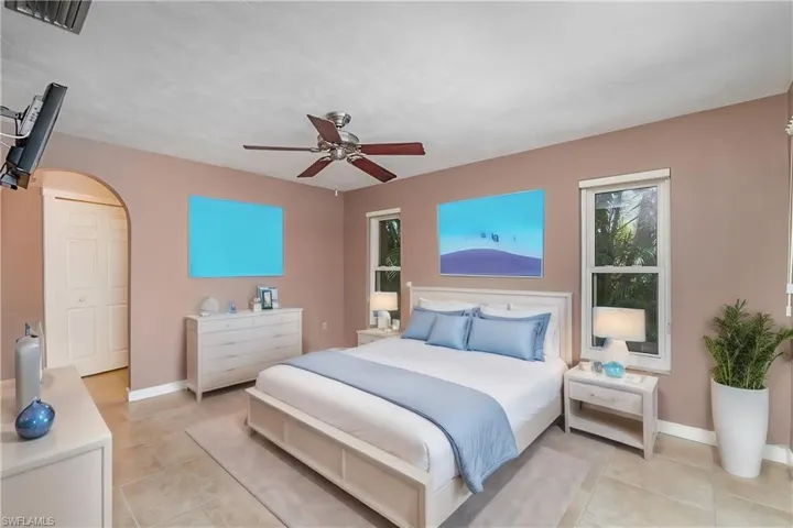 VIRTUALLY STAGED PRIMARY BEDROOM