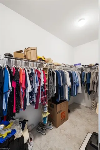 Huge master walk in closet