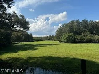 View of nature featuring a water view