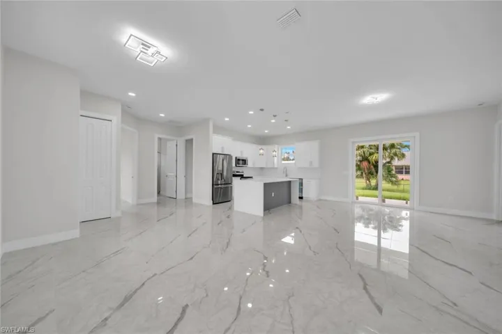 2715 10th St W, Lehigh Acres, Florida 33971