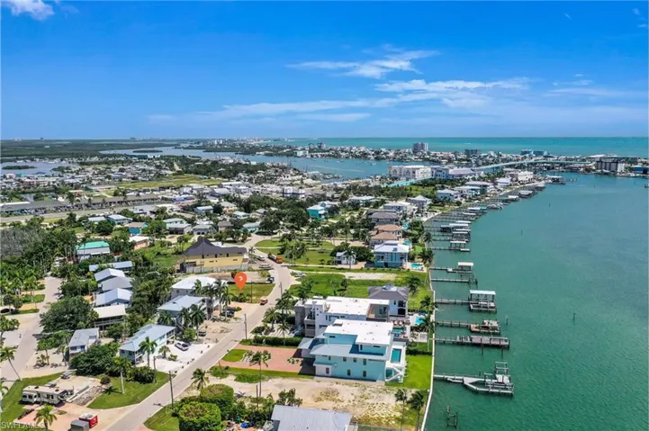 947 San Carlos DR, FORT MYERS BEACH FL 33931