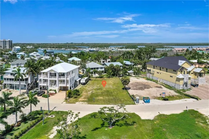 947 San Carlos DR, FORT MYERS BEACH FL 33931