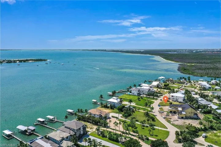 947 San Carlos DR, FORT MYERS BEACH FL 33931