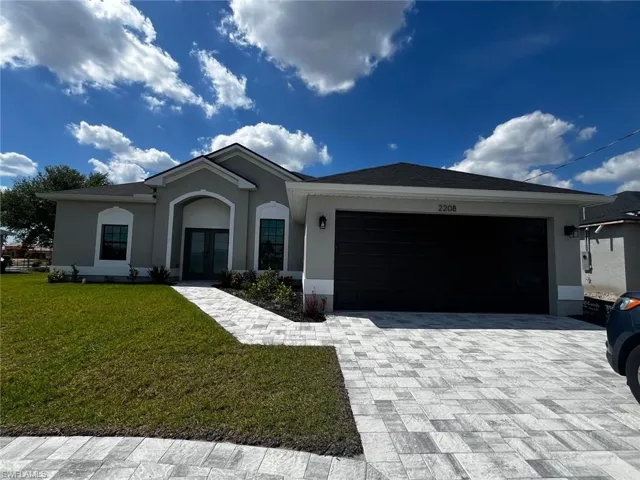 2208 Nelson Rd N, Cape Coral, Florida 33993