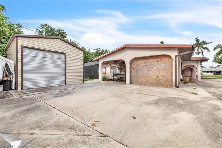 1655 Daniels Dr, North Fort Myers, Florida 33917