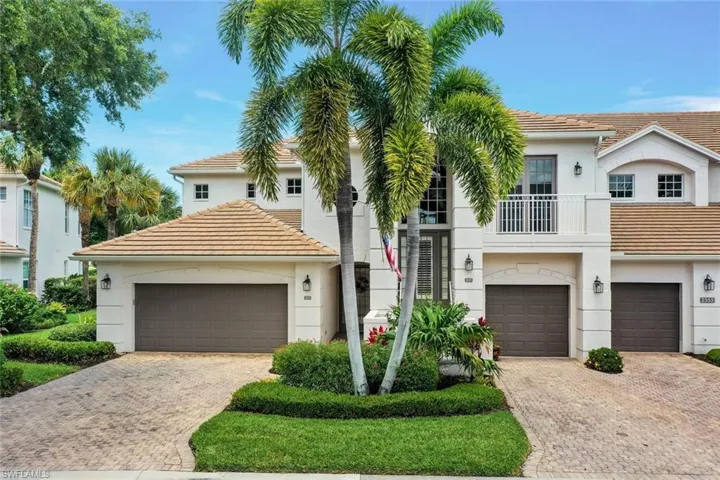 2355  Mont Claire  DR, Naples, FL 34109