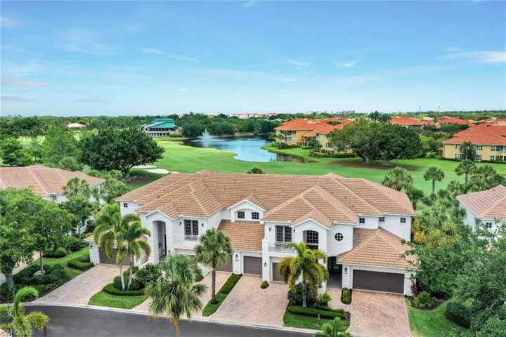 2355  Mont Claire  DR, Naples, FL 34109