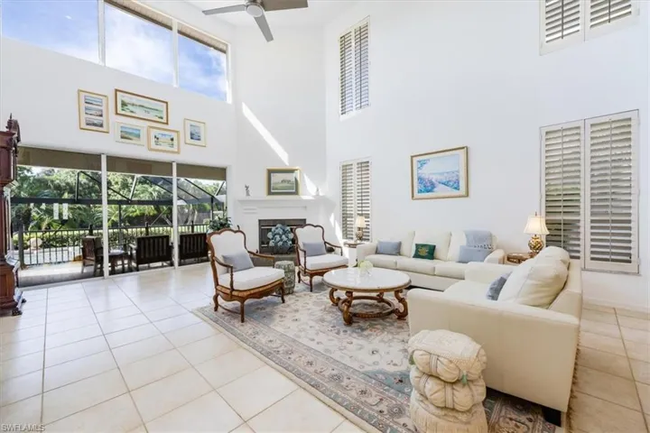 3868  CLIPPER COVE  DR, Naples, FL 34112