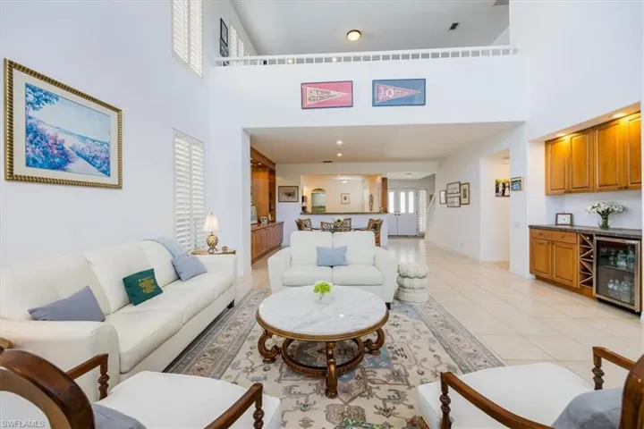 3868  CLIPPER COVE  DR, Naples, FL 34112