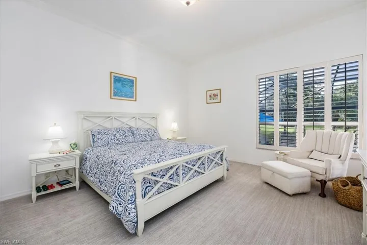 3868  CLIPPER COVE  DR, Naples, FL 34112