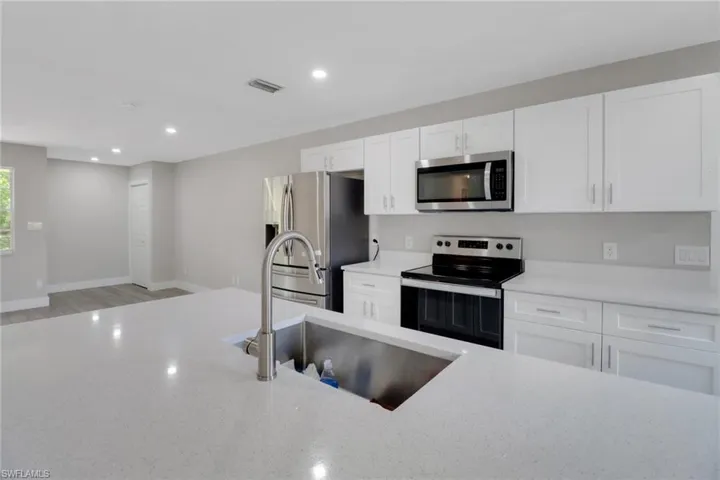 3740  21st SW AVE, Naples, FL 34117