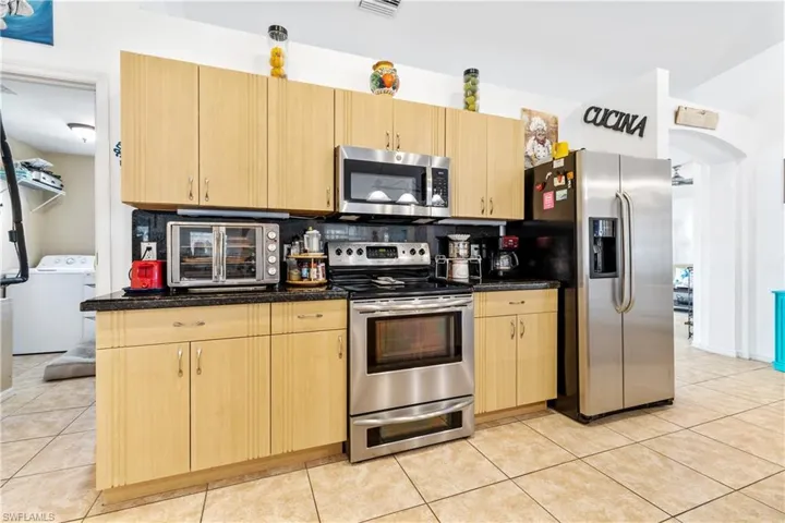 402 Sw 46th Ter, Cape Coral, Florida 33914