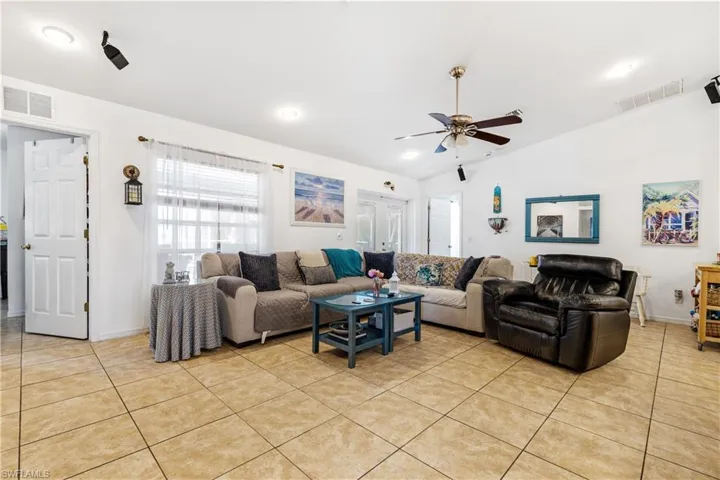 402 Sw 46th Ter, Cape Coral, Florida 33914