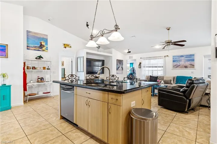 402 Sw 46th Ter, Cape Coral, Florida 33914
