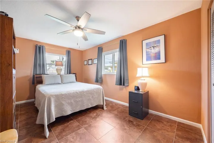 2206 E 6th St, Lehigh Acres, Florida 33936