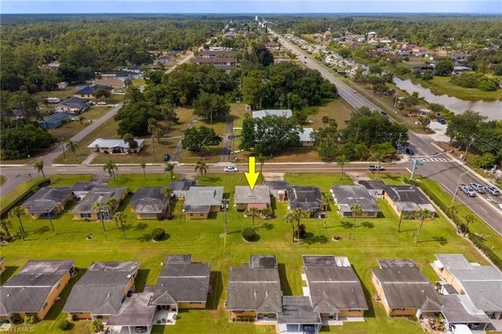 2206 E 6th  ST, Lehigh Acres, FL 33936