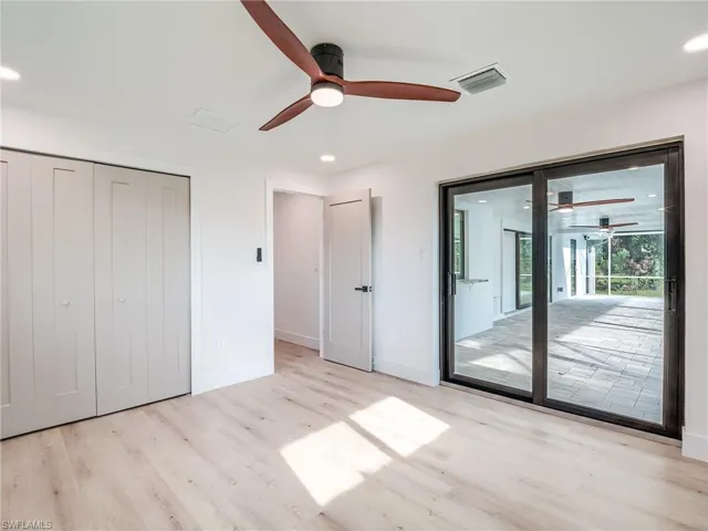 guest room 1