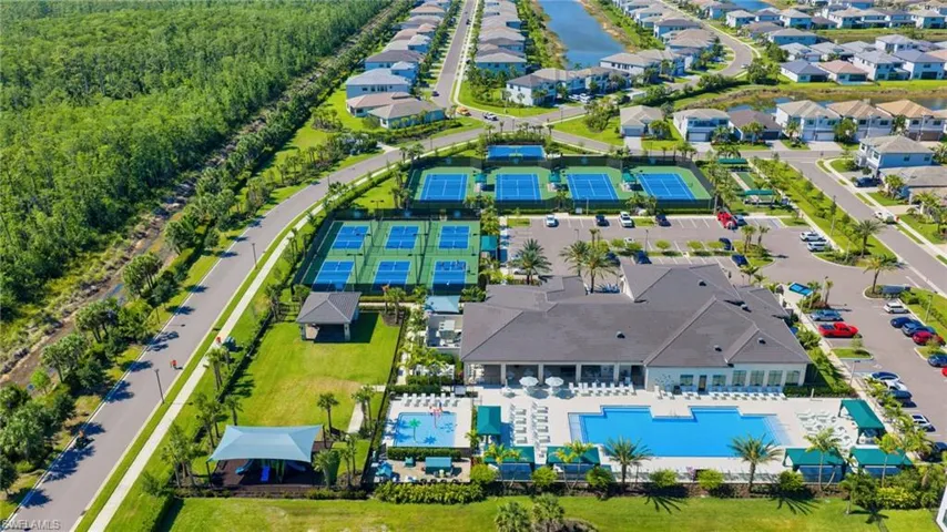 20309  Fair Oak  LN, Estero, FL 33928