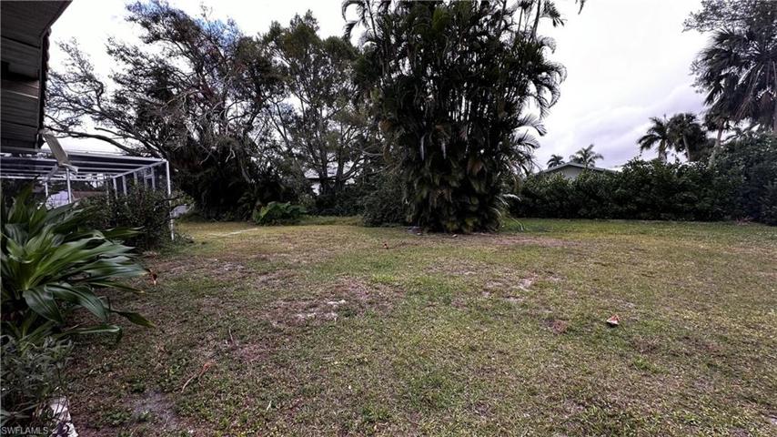 10300 McGregor BLVD, FORT MYERS FL 33919