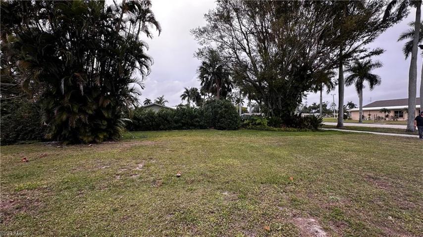10300 McGregor BLVD, FORT MYERS FL 33919